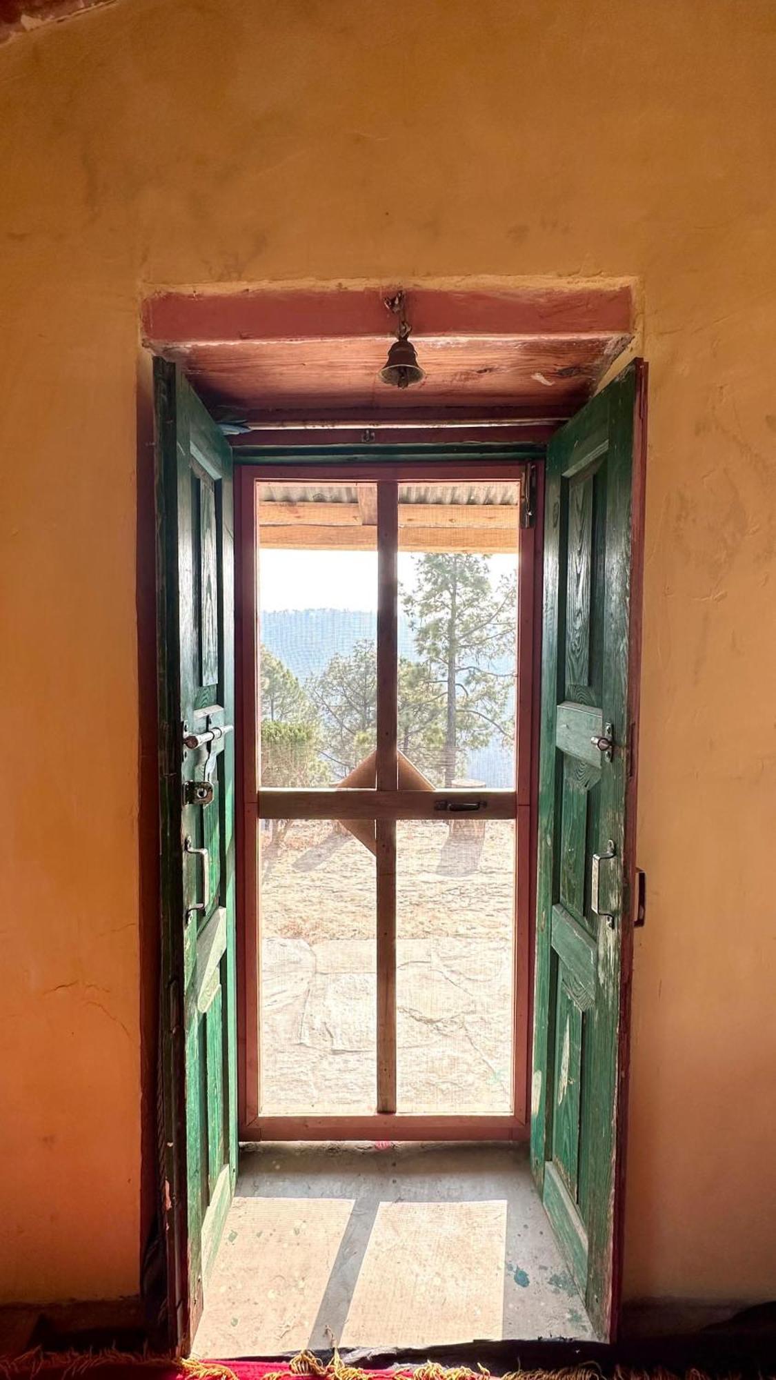 Joshi Cottage Binsar Exterior foto
